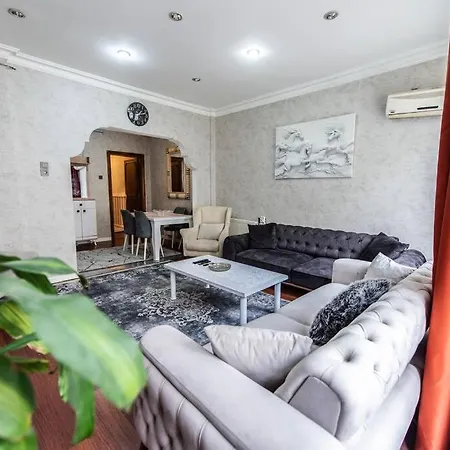 Best Location And Big Flat Апартаменты